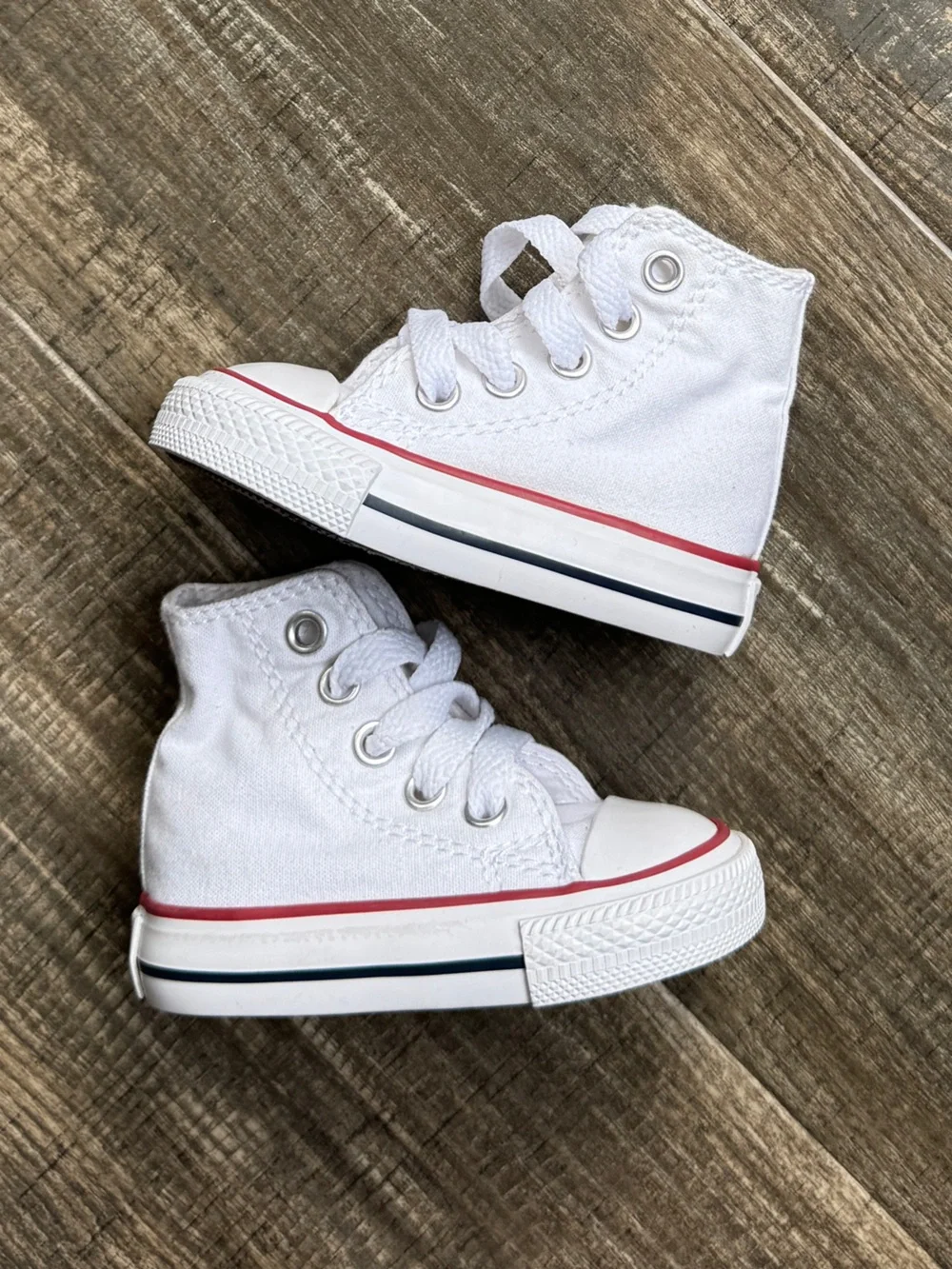 Converse Kids' White Chuck Taylor All Star High Top Sneakers 2c